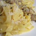 Carbonara de salchichas