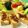 Tofu con migas para acompañar ensaladas