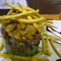 CEVICHE DE ATUN FRESCO, AGUACATE Y PIÑA .