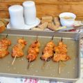 BROCHETAS DE POLLO CON SALSA TERIYAKI