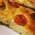 Focaccia de queso de cabra y tomate cherry
