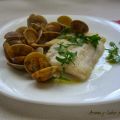 Filete de merluza a la plancha con almejas