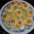 Huevos rellenos de atún en escabeche blanco