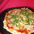 Pizza de salmón y rúcula