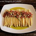 Espárragos Blancos con Vinagreta de Caballa