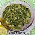 Merluza en salsa verde y espárragos