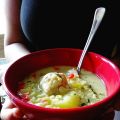 Sopa de pollo a la Griega