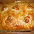 Tortilla Rellena Envuelta en Hojaldre