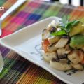 Tartar de champiñones, tomate y aguacate