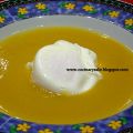 Sopa de Patata con Huevo Poché