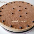 Semifrío de café con bizcocho de chocolate