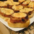 Entrantes; Tostas de solomillo gratinado