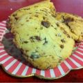 Cookies con chocolate con leche pasas y nueces