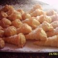 Conos de hojaldre con crema pastelera