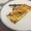 Tarta de hojaldre con manzana y crema