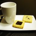 Galletas rellenas de chocolate