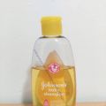JOHNSON'S BABY CHAMPÚ: El champú que me ha[...]