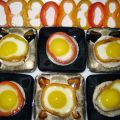 Canapé: Huevos de codorniz con pimiento
