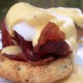 HUEVOS BENEDICT