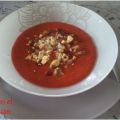 Salmorejo de fresas y piquillos