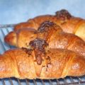 CRUASANES RELLENOS DE CHOCOLATE