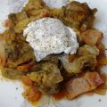 Guiso de Alcachofas con Huevo Escalfado