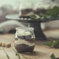 GOTETS DE BROWNIE AMB CREMA MASCARPONE I[...]