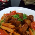 PECHUGA DE POLLO CON SALSA DE NARANJA Y VERDURAS