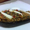 Berenjena rellena de vegetales y arroz