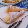 CORNETES DE HOJALDRE