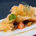 Ensalada de gambas con frutos secos