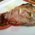 Atún a la plancha con cama de tomate del país