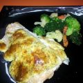 Salmón gratinado con mayonesa al eneldo