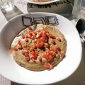Crema de berenjena con chirimoya y granada