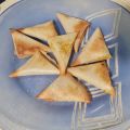 Samosas de pollo con mango al curry