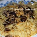 Tallarines con champiñones y queso