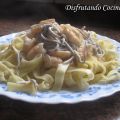 Fettuccine al huevo con langostinos y gulas