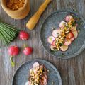 Carpaccio de rábanos con crujiente de kikos