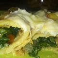 CREPES RELLENOS DE ESPINACAS, PIÑONES Y PASAS[...]