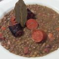 Lentejas estofadas con matanza asturiana