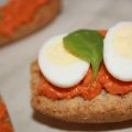 Pincho con huevo de codorniz / Pincho mit[...]