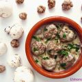 Albóndigas en salsa de champiñones
