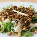 ENSALADA TEMPLADA DE BROTES CON TOFU