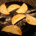 Y DE POSTRE, EMPANADILLAS