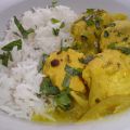 CURRY DE ALBÓNDIGAS DE POLLO CON LECHE DE COCO