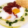 Huevos cocidos a baja temperatura con crema[...]