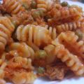 PASTA CON GAMBONES
