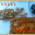 Pastel de quesi, nueces y aceitunas