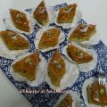 Pastelitos de coco y pistachos bañados con toffe