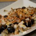 Ensalada de aceitunas negras y escabeche